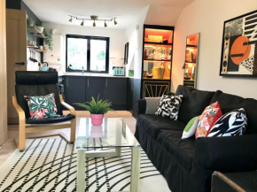 THE MORNINGSIDE APARTMENT Charming stylish apartment in the centre of Innerleithen